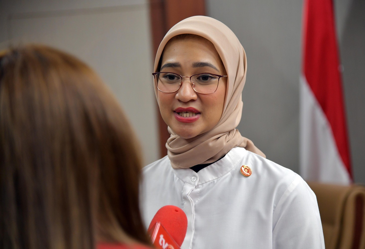 Kisah Inspiratif Angkie Yudistia Staf Khusus Presiden Pertama