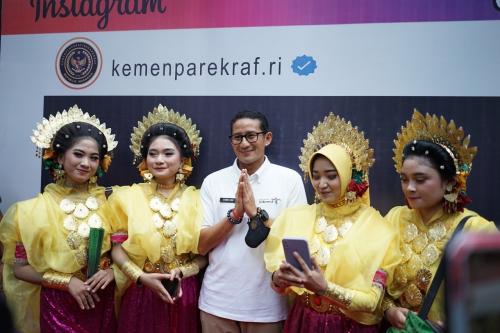 Sandiaga Uno Dorong Pelaku Ekraf Makassar Ciptakan Peluang Usaha Dan