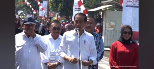 Jokowi Resmikan Pelaksanaan Inpres Jalan Daerah Di Jatim