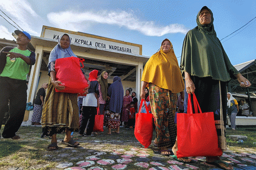 Gelar Bakti Sosial BUMN IFG Bersama JMI Berikan 200 Paket Sembako