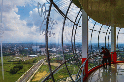 Menara Pandang Teratai Iconic Baru Pariwisata Kota Purwokerto