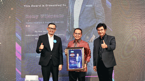 Bank Dki Raih Penghargaan The Top Financial Services