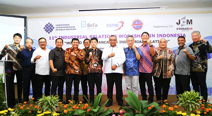 Kemnaker Ciptakan Hubungan Industrial Yang Harmonis Dinamis Dan