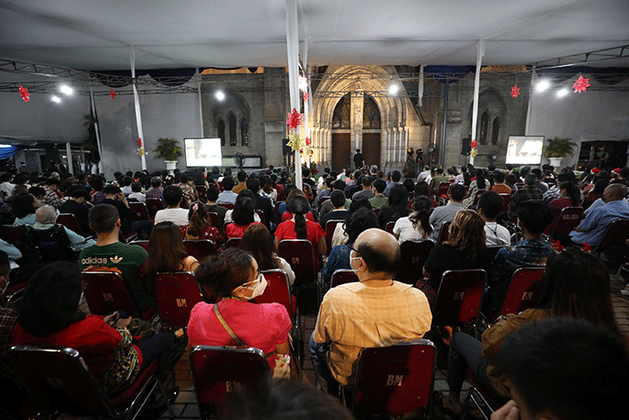 Misa Malam Natal Di Gereja Katedral Jakarta