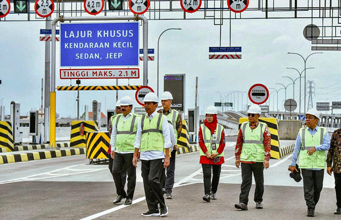 Presiden Jokowi Resmikan Jalan Tol Semarang Demak Seksi II