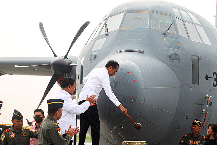 Presiden Jokowi Hadiri Penyerahan Pesawat C 130J 30 Super Hercules