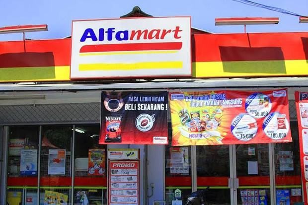 Emiten pengelola Alfamart, PT Sumber Alfaria Trijaya Tbk, optimis dapat membuka sebanyak 600-800 gerai baru di tahun ini. (Foto: MNC Media)