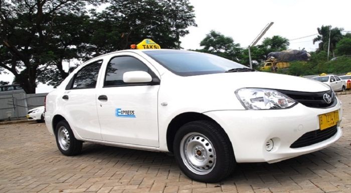 Taksi Express Jual 1.200 Armada Demi Lunasi Utang. (Foto: Ist)
