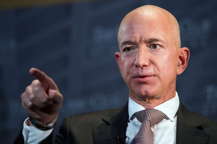 Anjloknya saham Amazon sebesar 7,6 persen menjadi penyebab Bezos kehilangan ratusan triliun dalam sehari.  (Foto: MNC media)