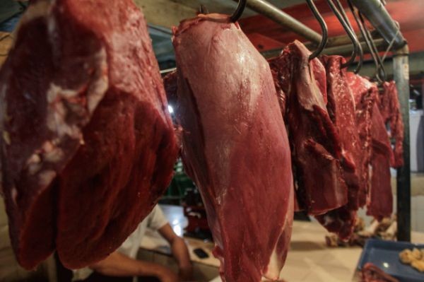 Harga Daging Stabil Akibat Daya Beli Masyarakat Turun. (Foto: MNC Media)