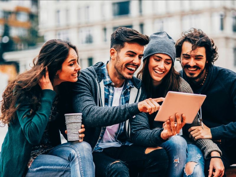 Untuk Millenials, Begini Tips Menabung Saham. (Foto: Ist)