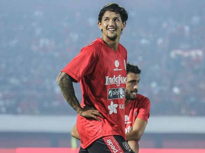 Belajar Pasar Modal, Irfan Bachdim Beli Saham Bali United. (Foto: Ist)