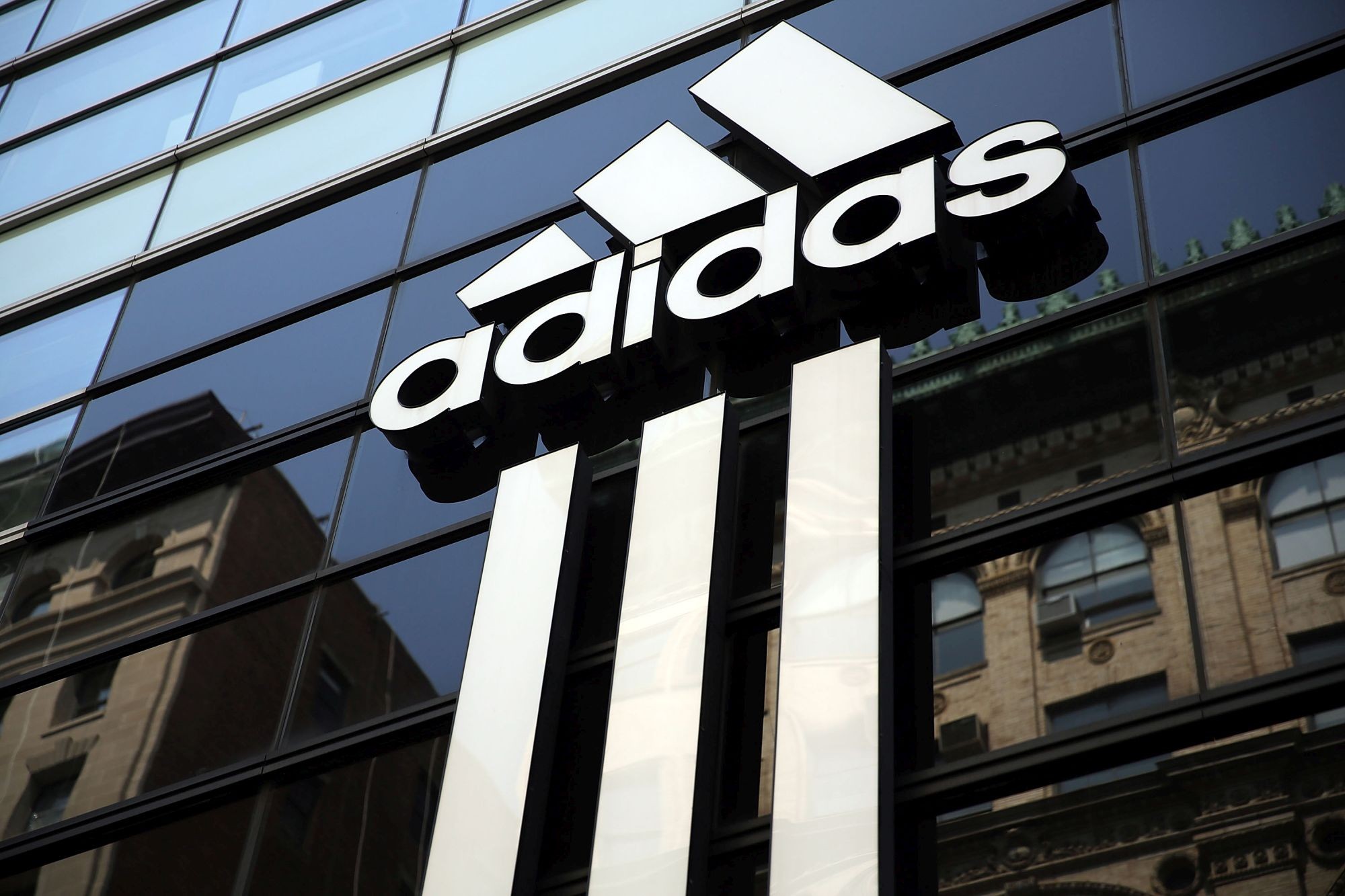 Tak Mampu Saingi Nike, Rebook Dilepas Adidas. (Foto: MNC Media)