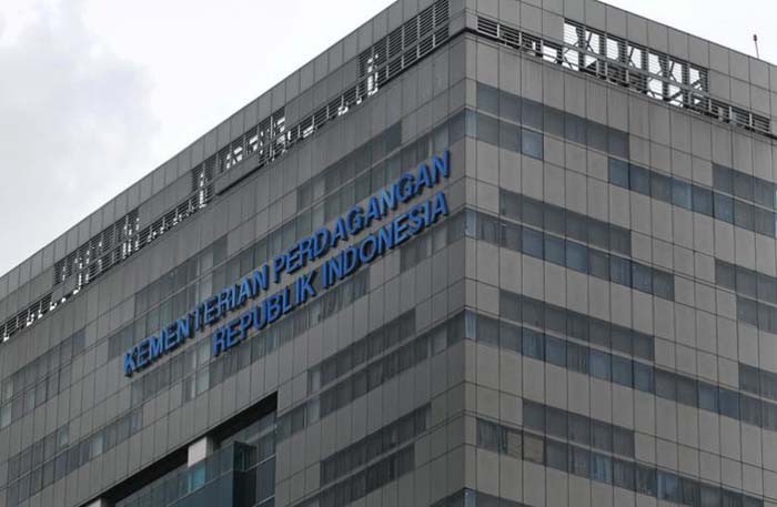 Kementerian Perdagangan mulai menyelidiki impor biaxially oriented polyethylene terephthalate (BOPET) dari sejumlah negara (ilustrasi). (Foto: Arsip)