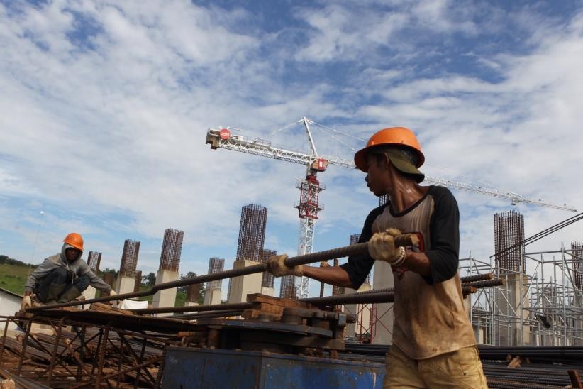 Adhi Karya (ADHI) Segel Kontrak Rp5,3 Triliun Proyek Tol Yogyakarta-Bawen. (Foto: MNC Media)