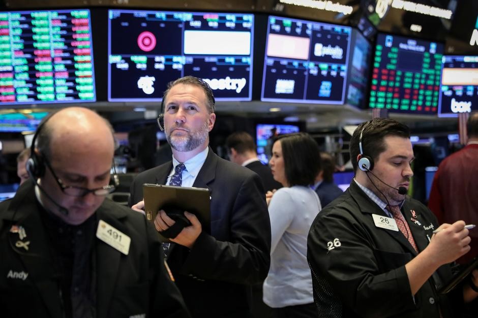 Wall Street: Dow Merosot, Investor Kecewa Kinerja Bank AS (FOTO: Reuters)