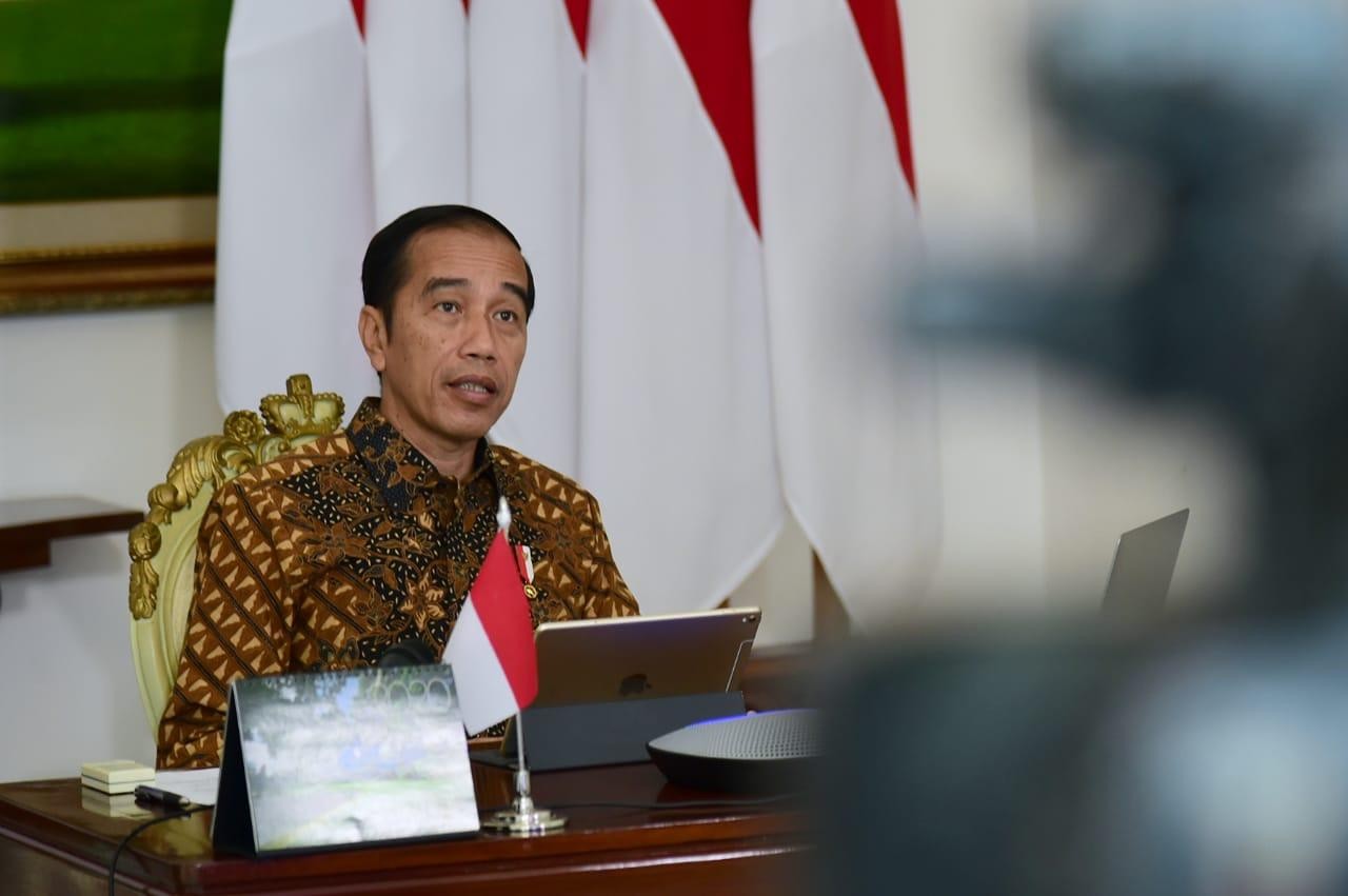 Jokowi: Pengin Turun di Bandara IKN tapi Ternyata Belum Memungkinkan. (Foto MNC Media)