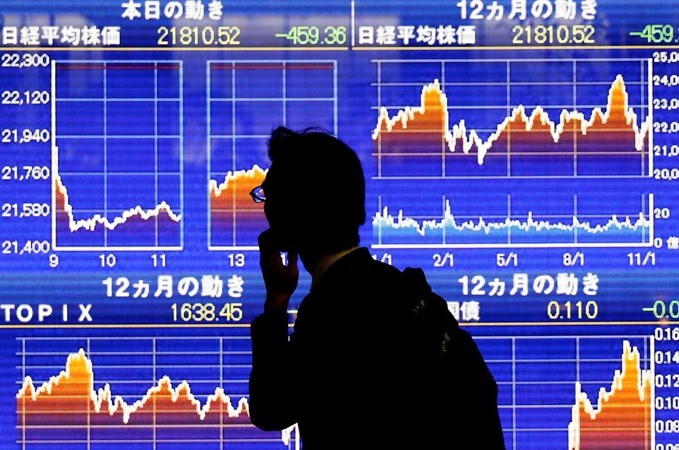 Wall Street Jatuh Saham Asia Tertekan