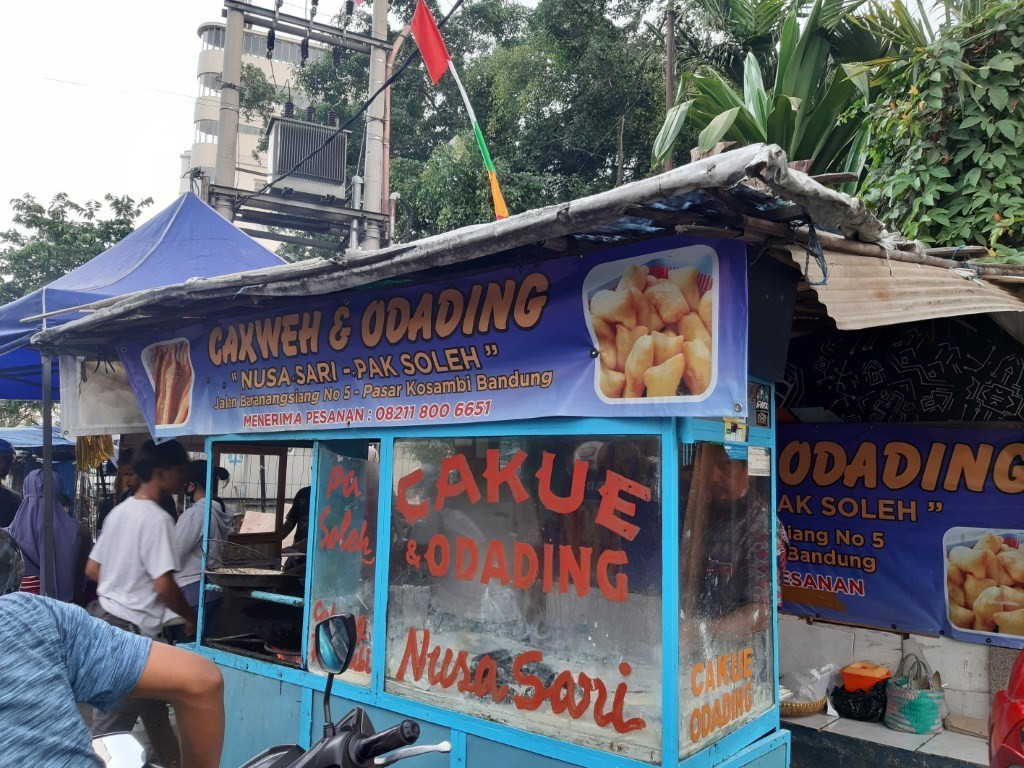 Viral Video Promosi Odading Mang Oleh di Sosmed, RK Angkat Ade Jadi Duta UMKM. (Foto: Ist)