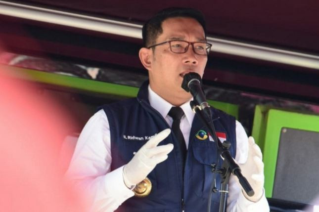Stabilkan Harga, Ridwan Kamil Gelontorkan 240 Ribu Liter Minyak Goreng (FOTO: MNC Media)