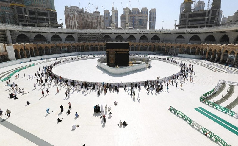 Satu Warga Saudi Terkonfirmasi Omicron, Ibadah Umrah Masih Tunggu Kepastian. (Foto: MNC Media)