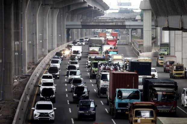 Arus Balik Imlek, Jasa Marga Catat 114 Ribu Kendaraan Kembali ke Jabotabek  (FOTO: MNC Media)
