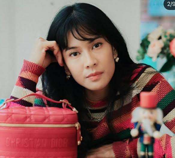 Bebas Ganjil Genap, Ini SederetÂ Artis & Pejabat yang Miliki Mobil Tesla   (FOTO: MNC Media)