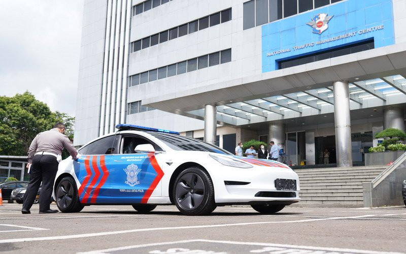 Ini Spesifikasi Mobil Tesla yang Jadi Patroli Polisi. (Foto: MNC Media)