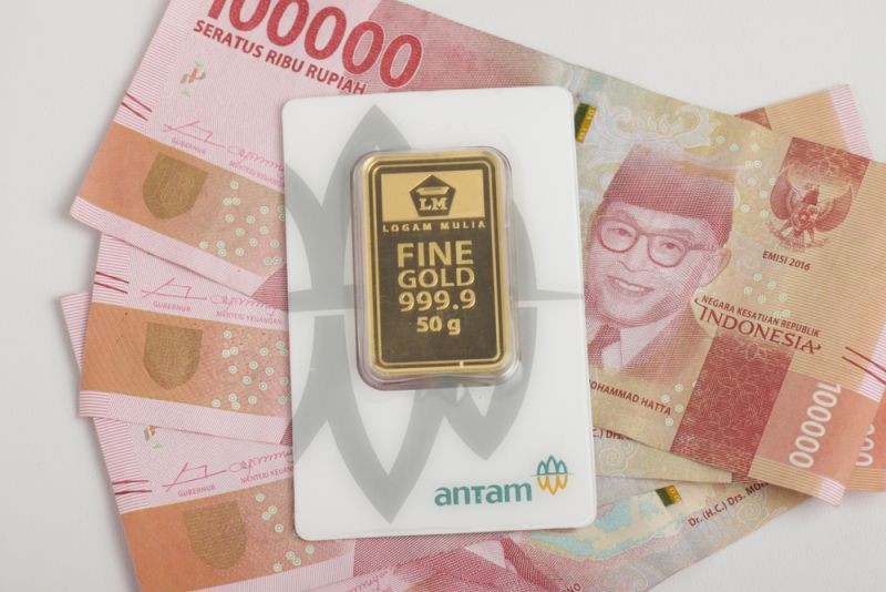 Awal Maret Harga Emas Antam Melonjak Jadi Rp923.000 per Gram (FOTO: MNC Media)