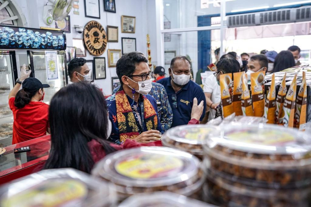 Sandiaga Janji All-out Agar Semua Pelaku Ekraf Desa Wisata Sudah Terdigitalisasi. (Foto: MNC Media)