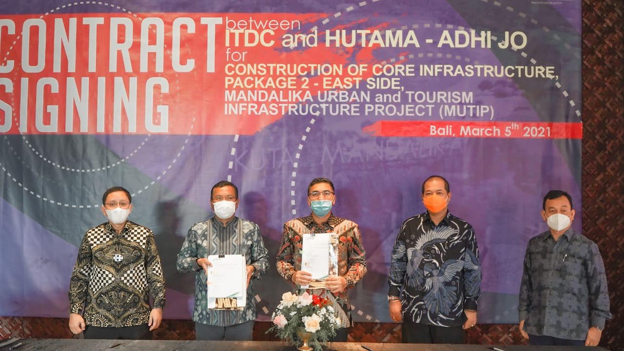 Penandatanganan MoU pembangunan KEK The Mandalika yang memakan dana Rp1,7 triliun. (Foto: MNC Media)