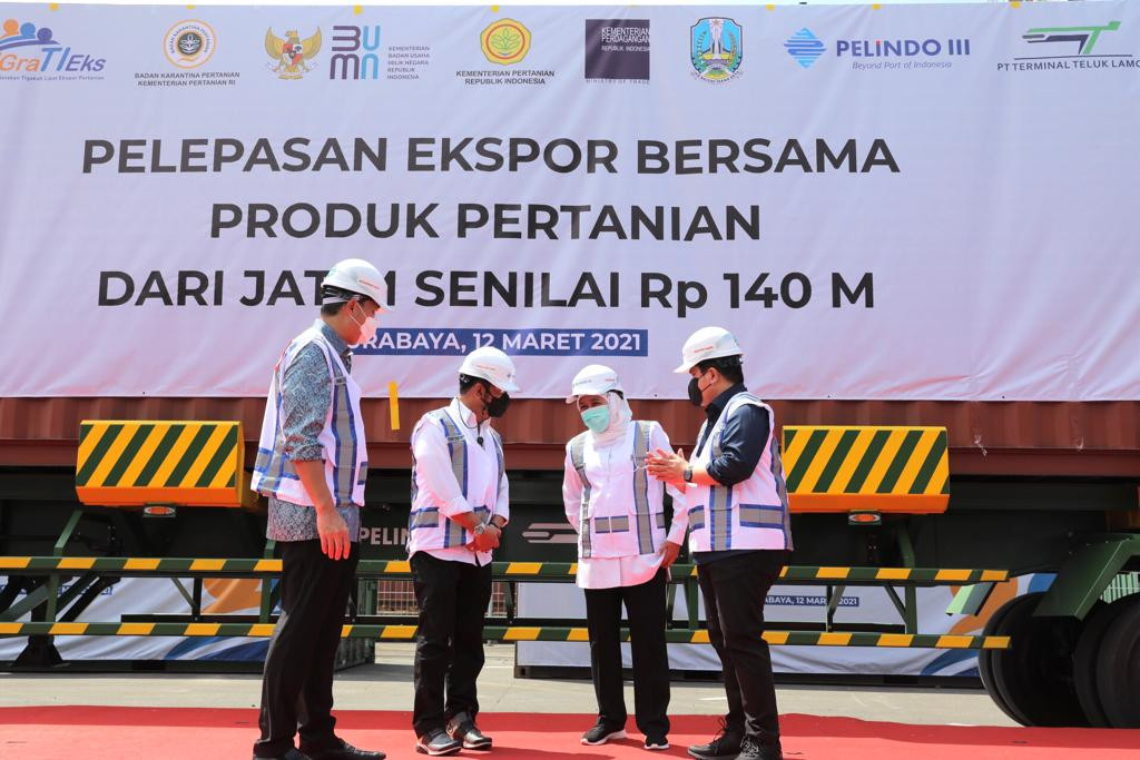 Tiga menteri melepas ekspor pertanian Rp140 Miliar di Surabaya. (Foto: Lukman hakim/Kontributor)