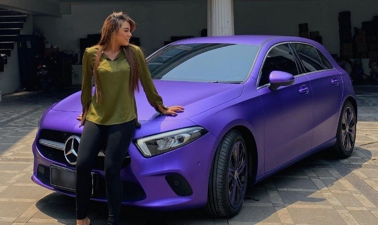 Mercedes-Benz A200, tunggangan favorit Aurel Hermansyah. (Foto: MNC Media)