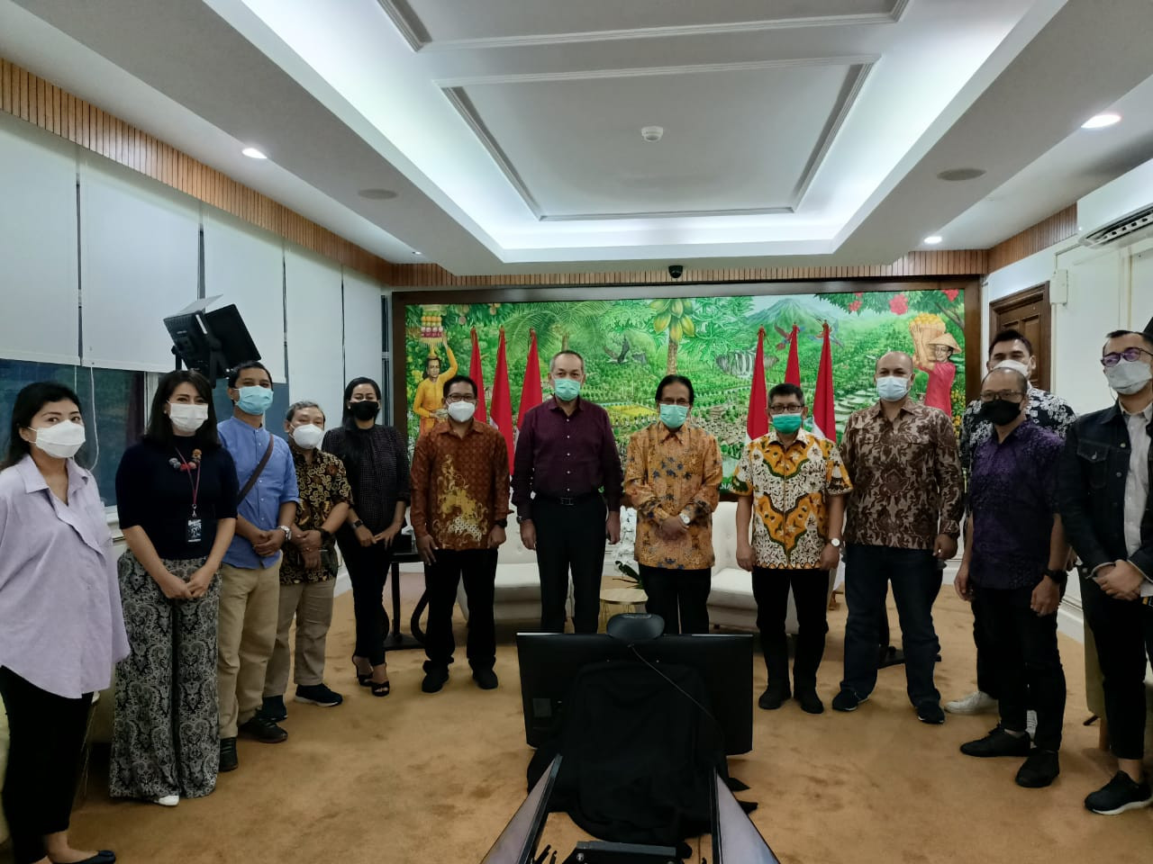 Sofyan Djalil Siap Bangun Kerjasama saat Bertemu Redaksi MNC Portal. (Foto : MNC Media)