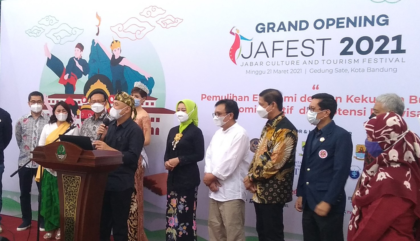 enteri Koperasi dan UKM Teten Masduki mendukung sepenuhnya gelaran Jabar Culture & Tourism Festival . (Foto: Arif Budianto)(JaFest 2021). (Foto: MNC Media)