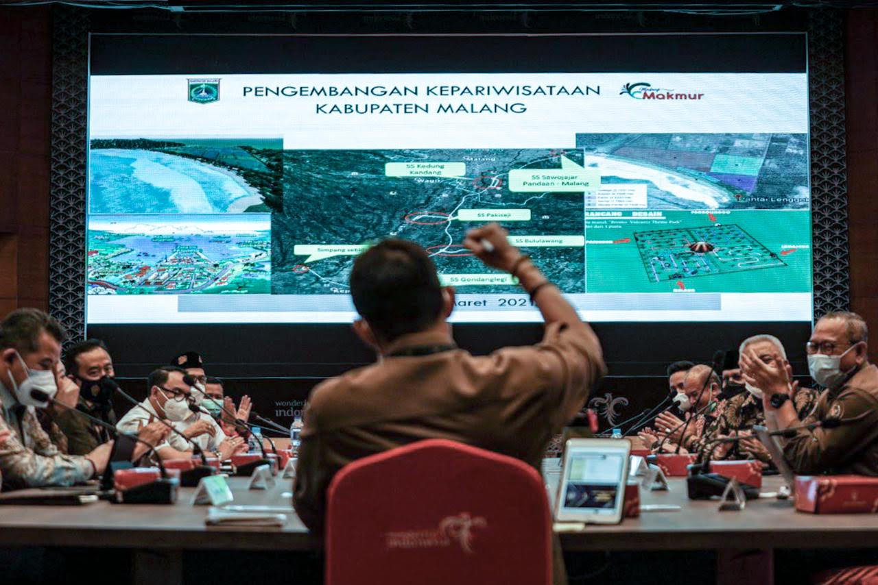 Bangkitkan Pariwisata, Sandiaga Uno Kumpulkan 11 Kepala Daerah (FOTO: MNC Media)