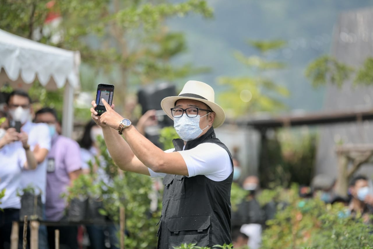 Gubernur Jawa Barat (Jabar) Ridwan Kamil meresmikan kick-off Program Petani Milenial. (Foto: MNC Media)