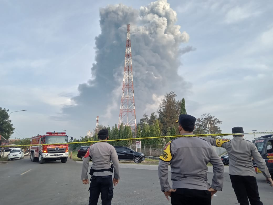 Kilang Balongan Kebakaran, Energy Watch: Periksa Keamanan Kilang-kilang Pertamina. (Foto: MNC Media)