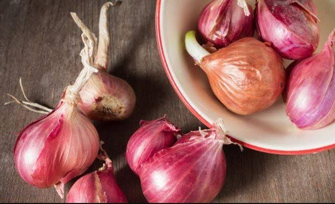 Jelang Ramadhan, Harga Bawang Merah Turun Jadi Rp30 Ribu per Kilogram   (FOTO:MNC Media)