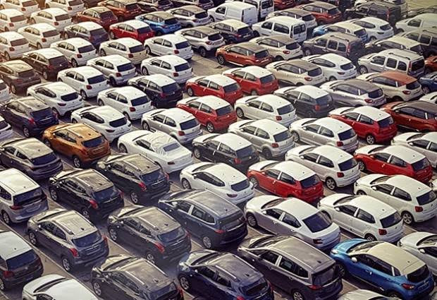 Jokowi Sebut Penjualan Mobil Meroket 190 Persen (FOTO:MNC Media)