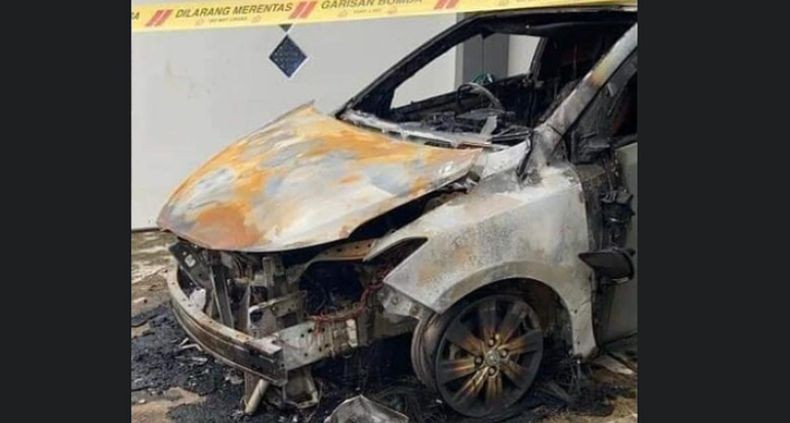 Rentenir Terlanjur Bakar Mobil Gara-gara Utang, Ternyata Salah Sasaran (FOTO:MNC Media)
