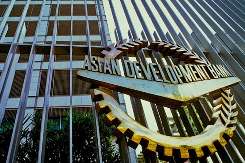 ADB Prediksi Ekonomi Indonesia Tumbuh 5 Persen di 2022  (FOTO:MNC Media)