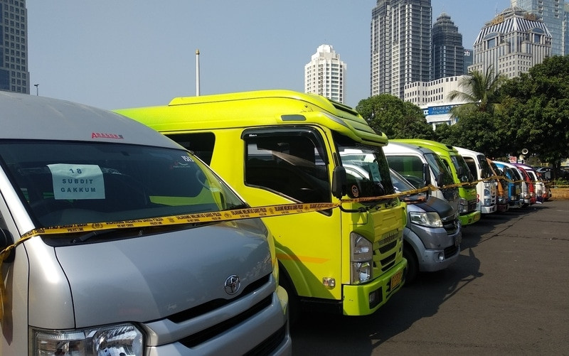 Travel Gelap Gunakan Media Sosial Buat Gaet Pemudik Nekat. (Foto: MNC Media)