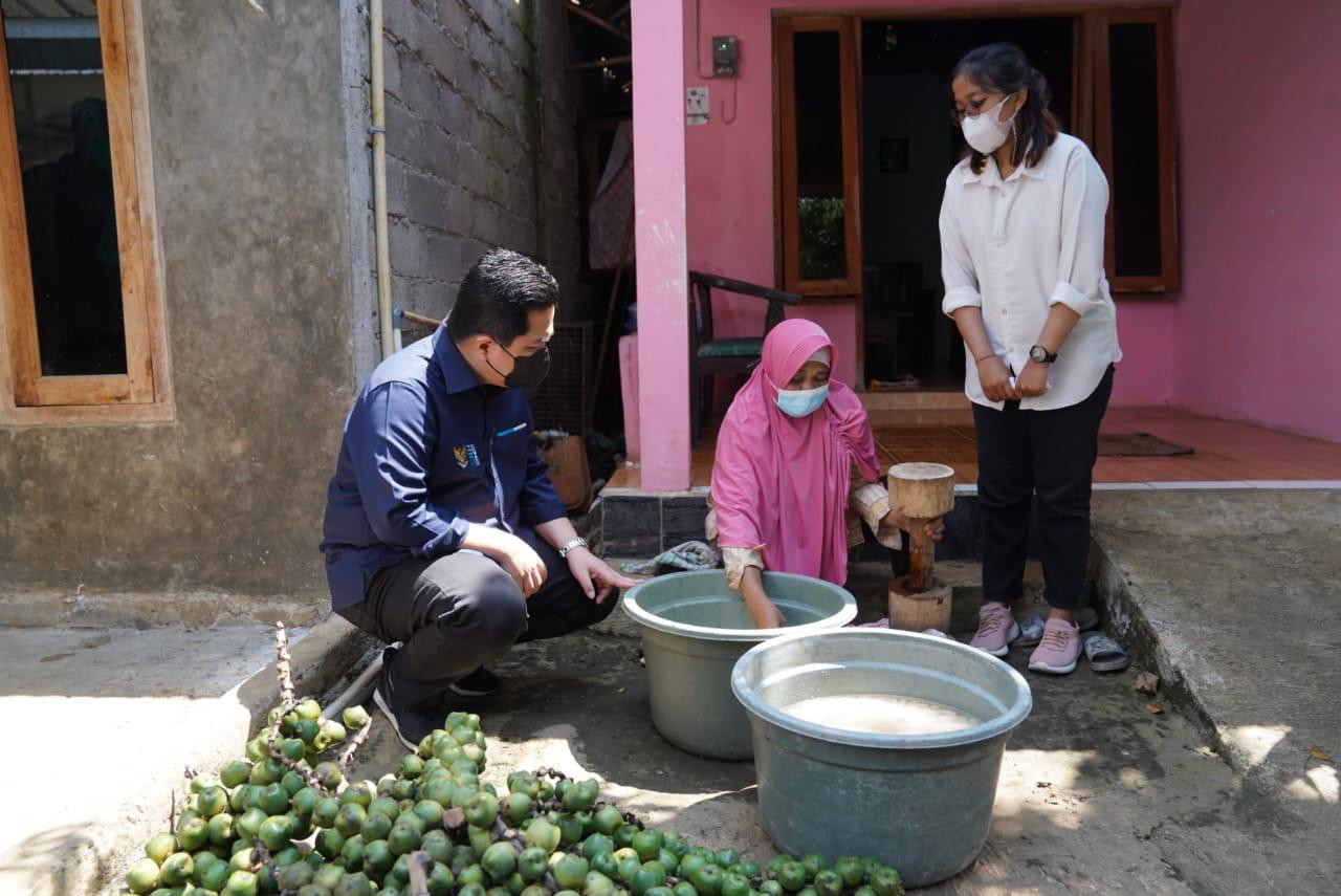 Datang ke Semarang, Erick Tinjau Langsung Program BUMN yang Pro Rakyat. (Foto : MNC Media)