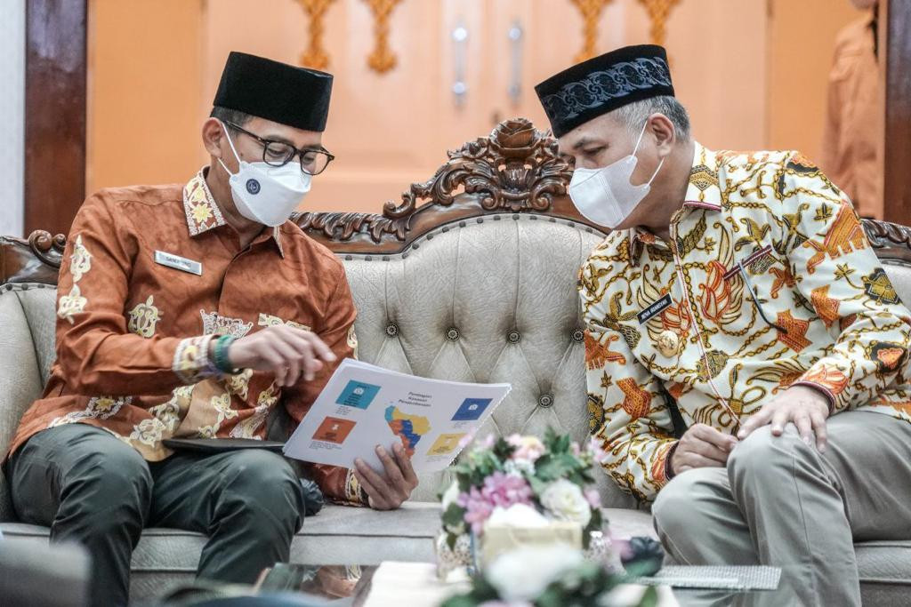 Sandiaga Uno Kolaborasi Pemprov Aceh Kejar Investasi USD1 Miliar dari Uni Emirat Arab. (Foto : MNC Media)
