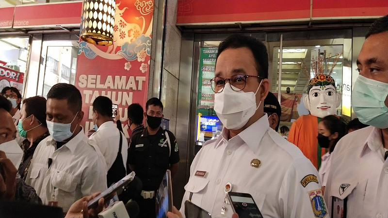 Anies Baswedan Ancam Pidanakan Kantor yang Buka Saat PPKM Darurat. (Foto: MNC Media)