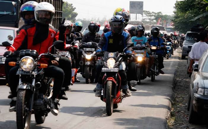 Hari Pertama Larangan Mudik, 5.000 Kendaraan dari Jakarta Diputar Balik. (Foto: MNC Media)
