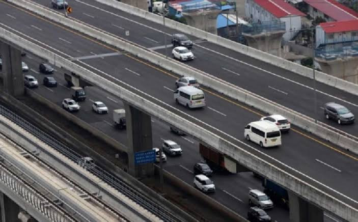 Manajemen PT Hutama Karya (Persero) Tbk, tengah mengajukan konsesi sejumlah ruas jalan tol kepada Kementerian Pekerjaan Umum dan Perumahan Rakyat (PUPR).  (Foto