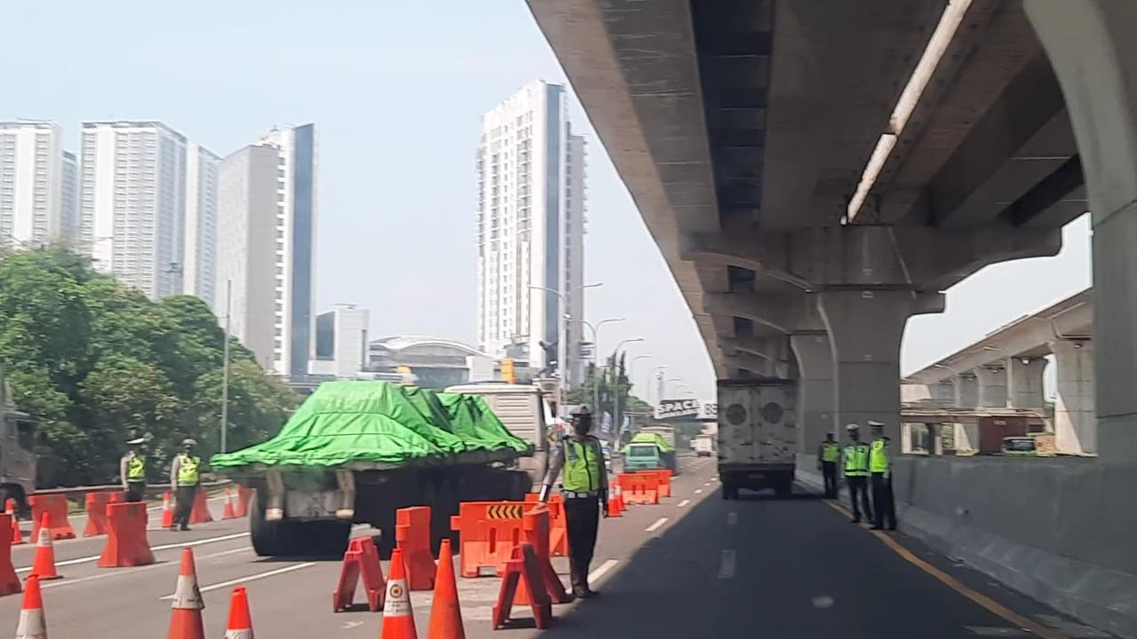 Mulai Hari Ini, Polisi Siap Lakukan Uji Coba Ganjil Genap di Ruas Tol Cikampek