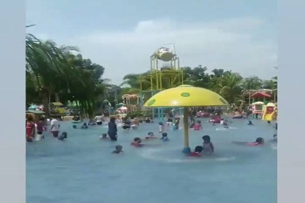 Wisata Air di Sawangan Depok Padat, Pengunjung Bingung Terapkan Prokes (FOTO:MNC Media)